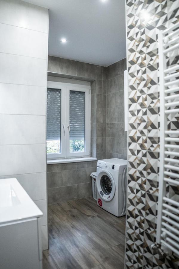 Attila Luxury Apartment Сегед Екстериор снимка